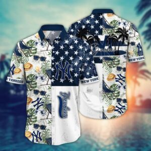 New York Yankees Palm Paradise Hawaiian Shirt New York Yankees Palm Paradise Hawaiian Shirt