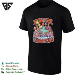 New York Knicks Champions Team Photo Collage Statue Of Liberty Trophy T-Shirt