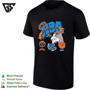 Snoopy Dunking Basketball New York Knicks 2026 NBA Champions T-Shirt