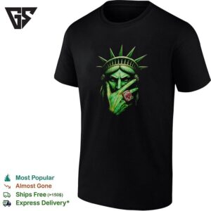 Statue Of Liberty Wearing Championship Ring Dark Gold Portrait Graphic T-Shirt