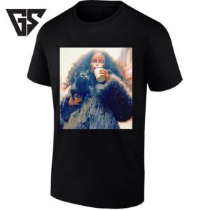 Woman With Curly Hair And Black Cat Drinking Coffee T-Shirt